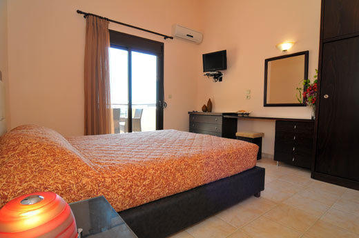 Golden Sunrise Apartments Khrysi Ammoudia Eksteriør bilde